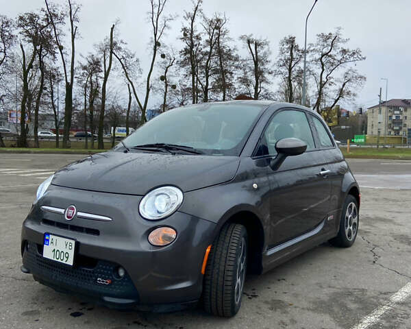 Серый Фиат 500e, объемом двигателя 0 л и пробегом 57 тыс. км за 8200 $, фото 1 на Automoto.ua