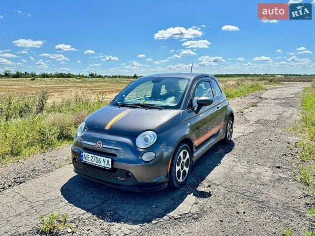 Серый Фиат 500e, объемом двигателя 0 л и пробегом 152 тыс. км за 7999 $, фото 1 на Automoto.ua