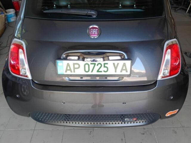 Серый Фиат 500e, объемом двигателя 0 л и пробегом 48 тыс. км за 9900 $, фото 1 на Automoto.ua