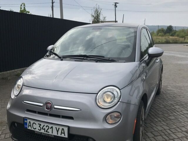 Серый Фиат 500e, объемом двигателя 0 л и пробегом 29 тыс. км за 9750 $, фото 1 на Automoto.ua
