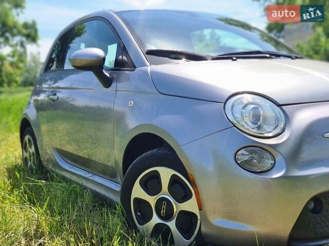 Сірий Фіат 500e, об'ємом двигуна 0 л та пробігом 75 тис. км за 6600 $, фото 1 на Automoto.ua