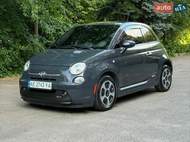 Серый Фиат 500e, объемом двигателя 0 л и пробегом 95 тыс. км за 7300 $, фото 1 на Automoto.ua