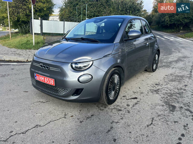 Серый Фиат 500e, объемом двигателя 0 л и пробегом 31 тыс. км за 12700 $, фото 1 на Automoto.ua