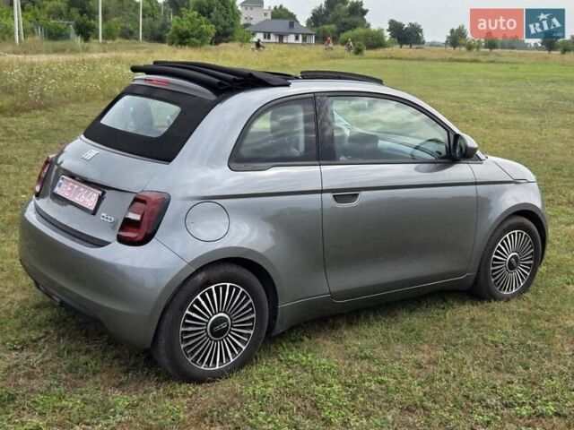 Серый Фиат 500e, объемом двигателя 0 л и пробегом 11 тыс. км за 16500 $, фото 1 на Automoto.ua