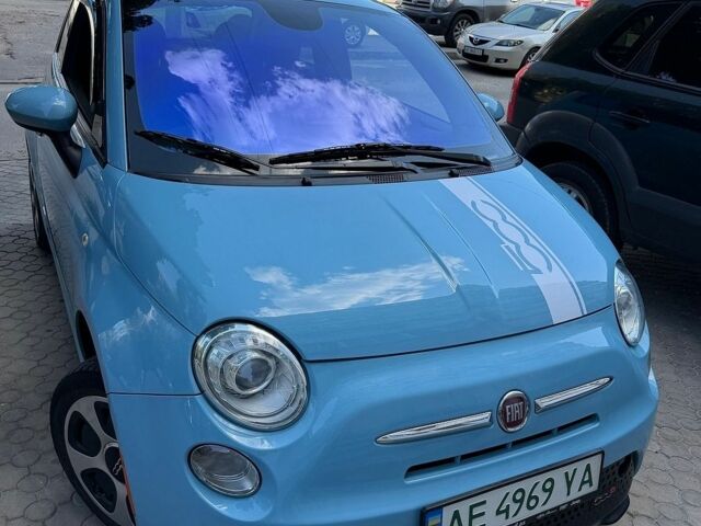 Синий Фиат 500e, объемом двигателя 0 л и пробегом 83 тыс. км за 7999 $, фото 1 на Automoto.ua