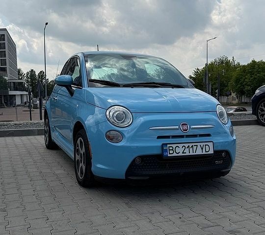 Синий Фиат 500e, объемом двигателя 0 л и пробегом 35 тыс. км за 6999 $, фото 1 на Automoto.ua