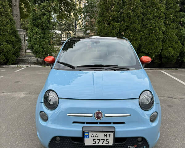 Синій Фіат 500e, об'ємом двигуна 0 л та пробігом 106 тис. км за 9000 $, фото 1 на Automoto.ua