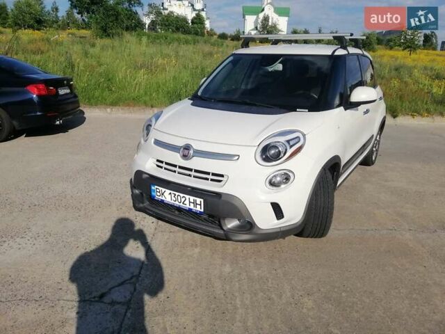 Білий Фіат 500L, об'ємом двигуна 1.37 л та пробігом 120 тис. км за 6999 $, фото 1 на Automoto.ua