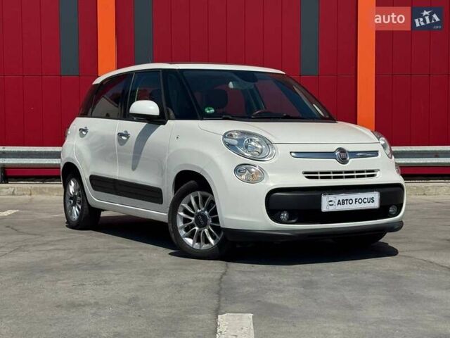 Белый Фиат 500L, объемом двигателя 1.25 л и пробегом 134 тыс. км за 9290 $, фото 1 на Automoto.ua