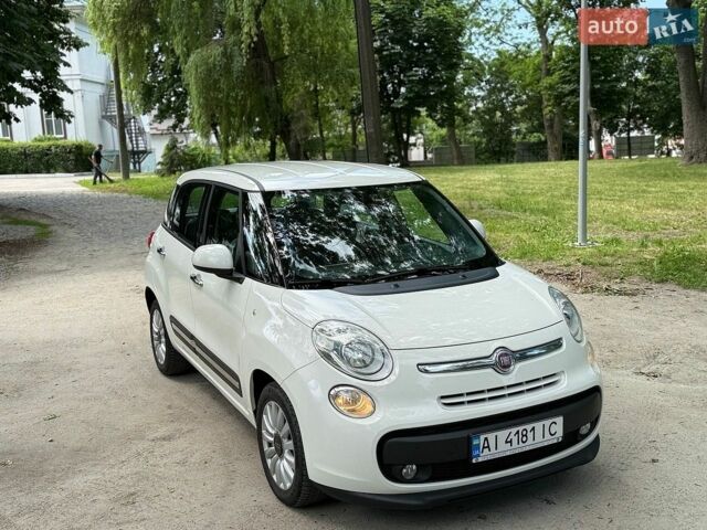 Белый Фиат 500L, объемом двигателя 1.25 л и пробегом 169 тыс. км за 9500 $, фото 1 на Automoto.ua