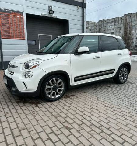 Білий Фіат 500L, об'ємом двигуна 1.37 л та пробігом 185 тис. км за 8800 $, фото 1 на Automoto.ua