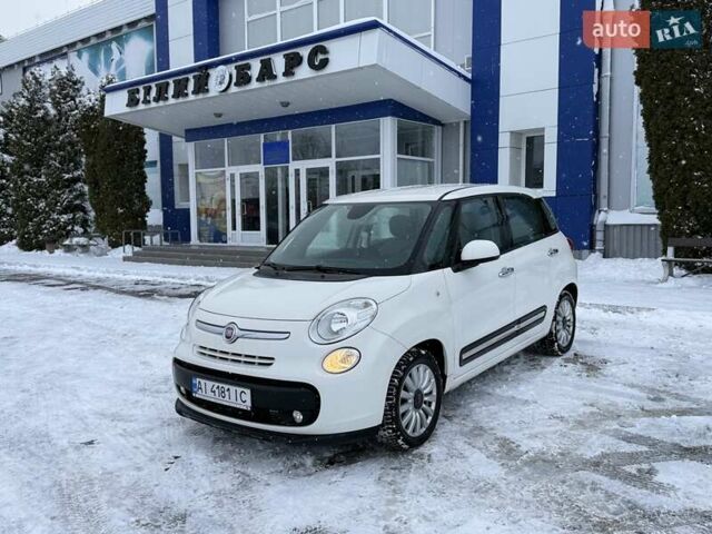 Білий Фіат 500L, об'ємом двигуна 1.25 л та пробігом 169 тис. км за 10500 $, фото 1 на Automoto.ua