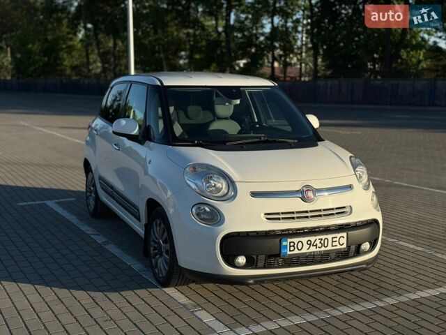 Белый Фиат 500L, объемом двигателя 1.25 л и пробегом 121 тыс. км за 8900 $, фото 1 на Automoto.ua