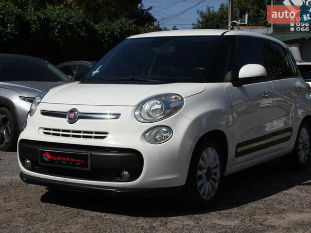 Белый Фиат 500L, объемом двигателя 1.3 л и пробегом 97 тыс. км за 9499 $, фото 1 на Automoto.ua