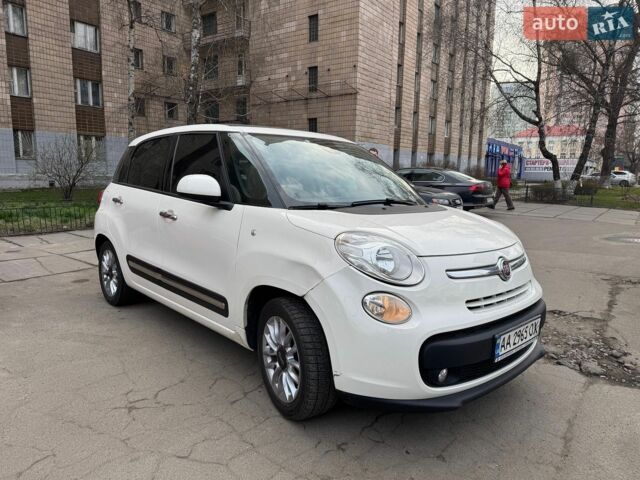 Белый Фиат 500L, объемом двигателя 1.2 л и пробегом 86 тыс. км за 8500 $, фото 1 на Automoto.ua