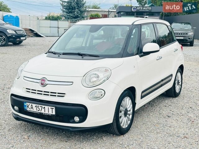 Білий Фіат 500L, об'ємом двигуна 1.25 л та пробігом 141 тис. км за 9900 $, фото 1 на Automoto.ua