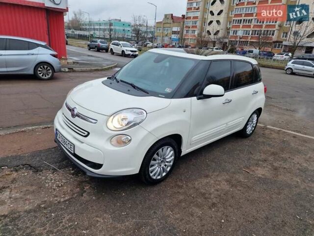 Белый Фиат 500L, объемом двигателя 1.4 л и пробегом 234 тыс. км за 8700 $, фото 1 на Automoto.ua