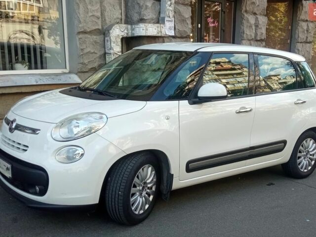 Білий Фіат 500L, об'ємом двигуна 1.25 л та пробігом 90 тис. км за 12400 $, фото 1 на Automoto.ua