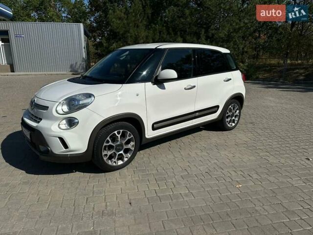 Білий Фіат 500L, об'ємом двигуна 1.25 л та пробігом 87 тис. км за 10500 $, фото 1 на Automoto.ua