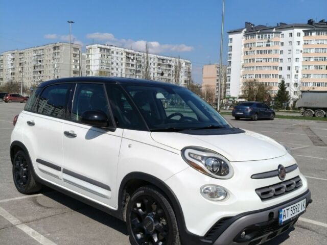 Белый Фиат 500L, объемом двигателя 1.4 л и пробегом 154 тыс. км за 10800 $, фото 1 на Automoto.ua