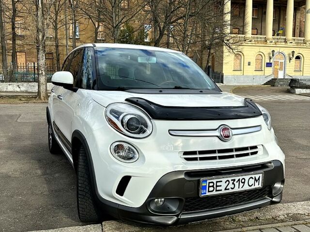 Белый Фиат 500L, объемом двигателя 1.4 л и пробегом 170 тыс. км за 7850 $, фото 1 на Automoto.ua
