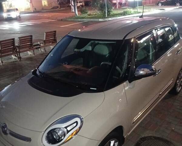 Бежевий Фіат 500L, об'ємом двигуна 1.37 л та пробігом 86 тис. км за 9000 $, фото 1 на Automoto.ua