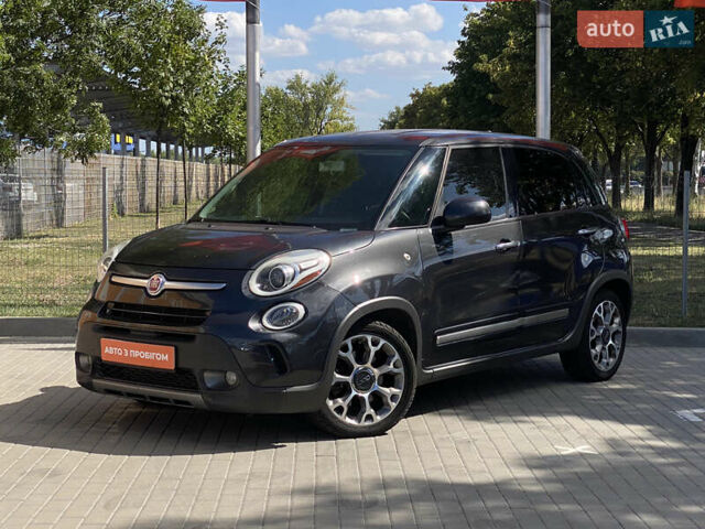 Черный Фиат 500L, объемом двигателя 1.37 л и пробегом 249 тыс. км за 7200 $, фото 1 на Automoto.ua