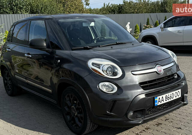 Черный Фиат 500L, объемом двигателя 1.4 л и пробегом 174 тыс. км за 9200 $, фото 1 на Automoto.ua