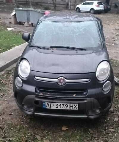 Черный Фиат 500L, объемом двигателя 1.3 л и пробегом 191 тыс. км за 3000 $, фото 1 на Automoto.ua