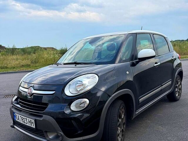 Чорний Фіат 500L, об'ємом двигуна 1.2 л та пробігом 169 тис. км за 7900 $, фото 1 на Automoto.ua