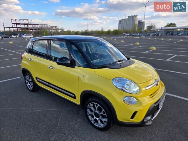 Желтый Фиат 500L, объемом двигателя 1.25 л и пробегом 69 тыс. км за 12950 $, фото 1 на Automoto.ua
