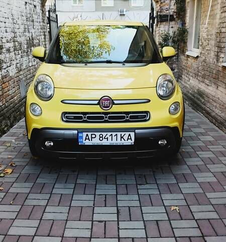 Фиат 500L 2018 в Запорожье на Automoto.ua Желтый Фиат 500L, объемом двигателя 1.37 л и пробегом 82 тыс. км за 12500 $, фото 1 на Automoto.ua