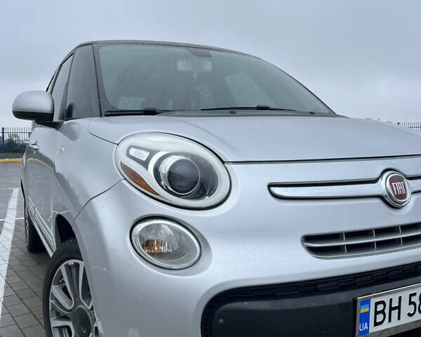 Серый Фиат 500L, объемом двигателя 1.4 л и пробегом 146 тыс. км за 8500 $, фото 1 на Automoto.ua