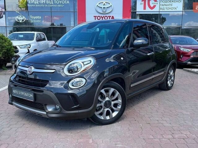 Серый Фиат 500L, объемом двигателя 1.37 л и пробегом 106 тыс. км за 8300 $, фото 1 на Automoto.ua