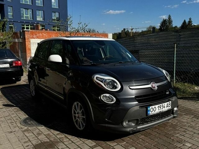 Серый Фиат 500L, объемом двигателя 1.4 л и пробегом 138 тыс. км за 9500 $, фото 1 на Automoto.ua