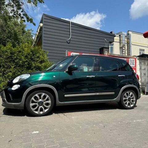 Зелений Фіат 500L, об'ємом двигуна 1.37 л та пробігом 170 тис. км за 6000 $, фото 1 на Automoto.ua