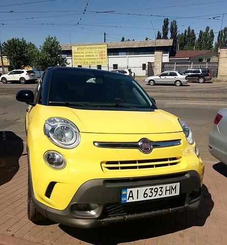 Оранжевый Фиат 500L, объемом двигателя 1.4 л и пробегом 15 тыс. км за 11500 $, фото 1 на Automoto.ua