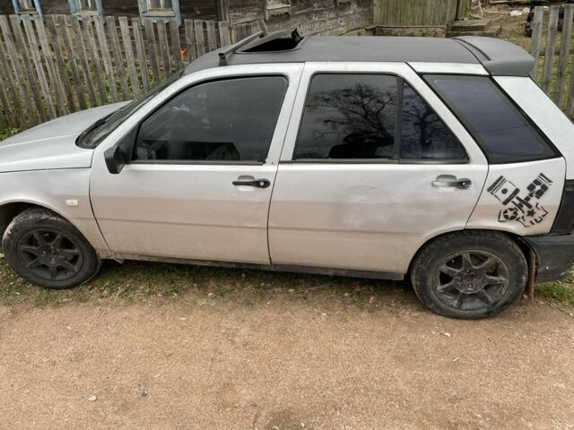 Бежевый Фиат 850, объемом двигателя 1.4 л и пробегом 250 тыс. км за 476 $, фото 1 на Automoto.ua