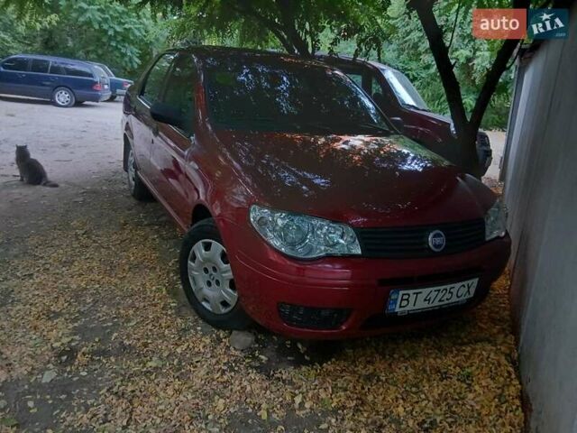 Червоний Фіат Альбеа, об'ємом двигуна 1.37 л та пробігом 91 тис. км за 4000 $, фото 1 на Automoto.ua