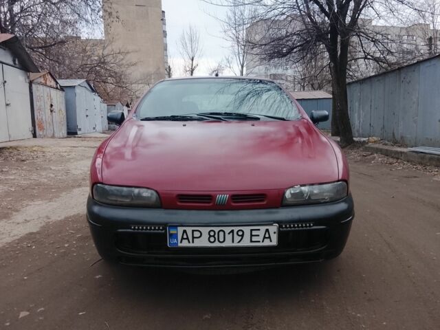Красный Фиат Брава, объемом двигателя 1.4 л и пробегом 205 тыс. км за 1144 $, фото 1 на Automoto.ua
