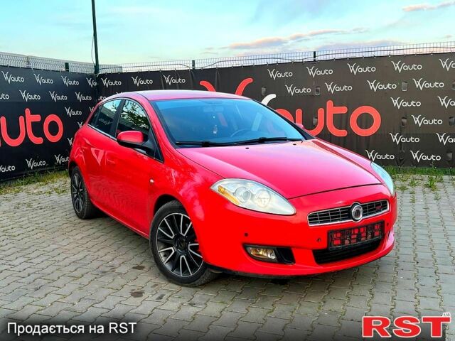 Красный Фиат Брава, объемом двигателя 1.4 л и пробегом 200 тыс. км за 4999 $, фото 1 на Automoto.ua
