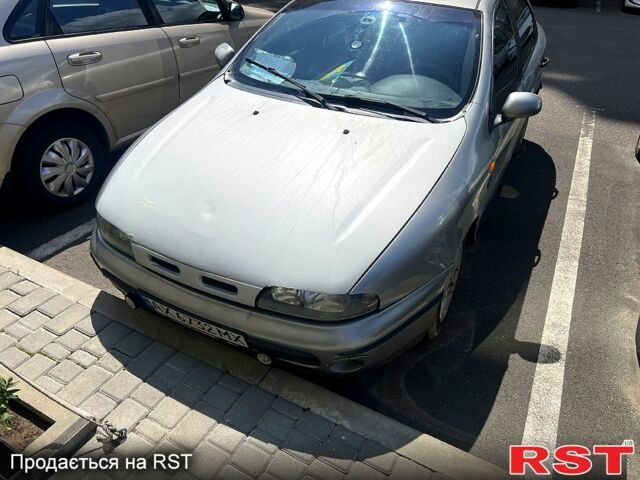 Серый Фиат Брава, объемом двигателя 1.4 л и пробегом 333 тыс. км за 500 $, фото 1 на Automoto.ua