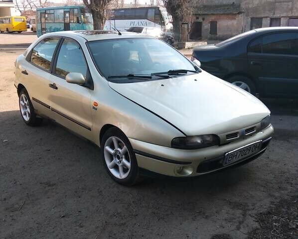 Серый Фиат Брава, объемом двигателя 1.75 л и пробегом 245 тыс. км за 1600 $, фото 1 на Automoto.ua