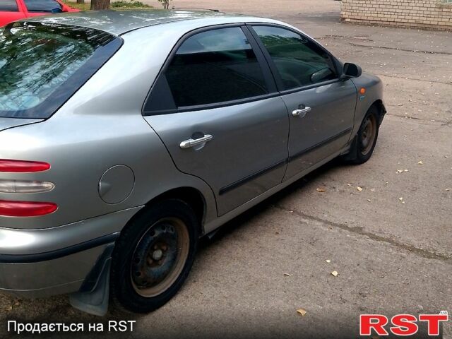 Серый Фиат Брава, объемом двигателя 1.6 л и пробегом 255 тыс. км за 1700 $, фото 1 на Automoto.ua