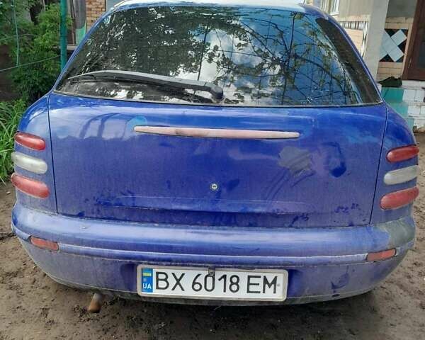 Синій Фіат Брава, об'ємом двигуна 1.37 л та пробігом 300 тис. км за 800 $, фото 1 на Automoto.ua