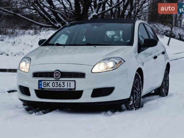 Білий Фіат Браво, об'ємом двигуна 1.37 л та пробігом 196 тис. км за 4550 $, фото 1 на Automoto.ua