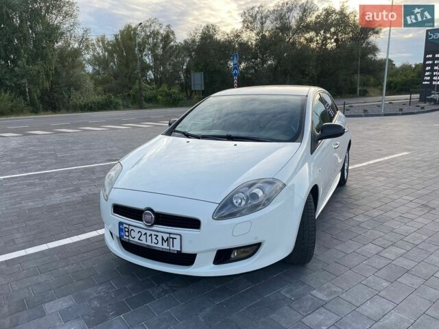 Белый Фиат Браво, объемом двигателя 1.4 л и пробегом 231 тыс. км за 5500 $, фото 1 на Automoto.ua