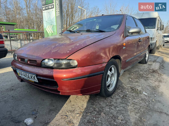 Червоний Фіат Браво, об'ємом двигуна 1.6 л та пробігом 222 тис. км за 1700 $, фото 1 на Automoto.ua