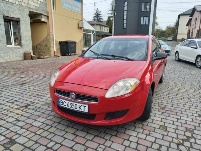 Красный Фиат Браво, объемом двигателя 1.4 л и пробегом 180 тыс. км за 4200 $, фото 1 на Automoto.ua