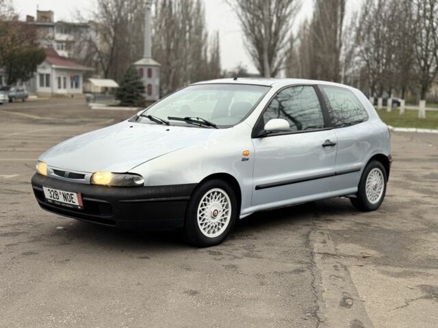 Сірий Фіат Браво, об'ємом двигуна 1.2 л та пробігом 189 тис. км за 1399 $, фото 1 на Automoto.ua